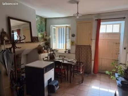 particulier à particulier a vendre maison de ville châteaumeillant