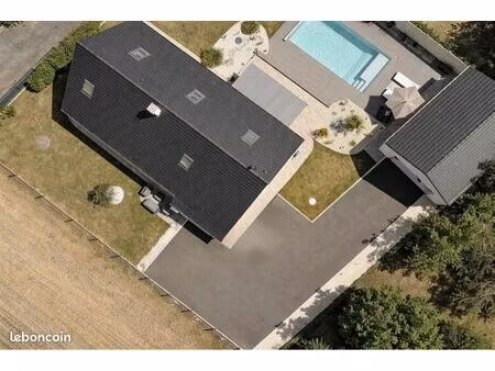 ◊ maison familiale moderne avec piscine chauffée – 5 chambres – cadre calme proche bourges