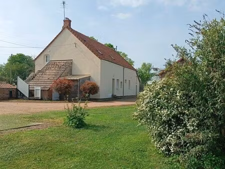 maison à louer 120m2 à saint aignan des noyers