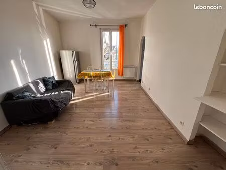 appartement 3 pièces 44 m²