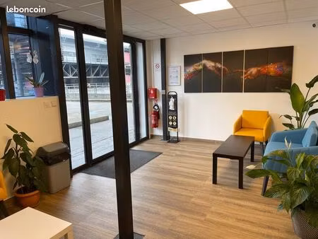 bureau commercial à partir de 12 m²