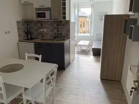 studio meublé tout équipé