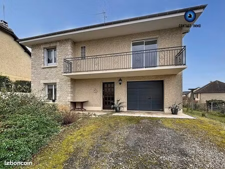 maison 6 pièces 147 m²