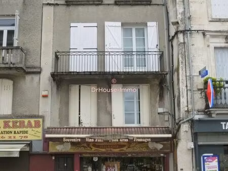 immeuble 5 pièces 204 m²