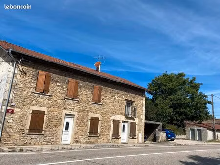 t3 en rez-de-chaussée – entre lyon et genève  au calme