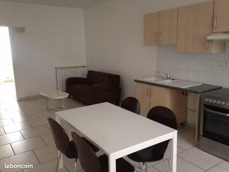 tonnay-charente loue appartement t2 meublé