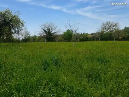 terrain 1 600 m² salignac eyvigues
