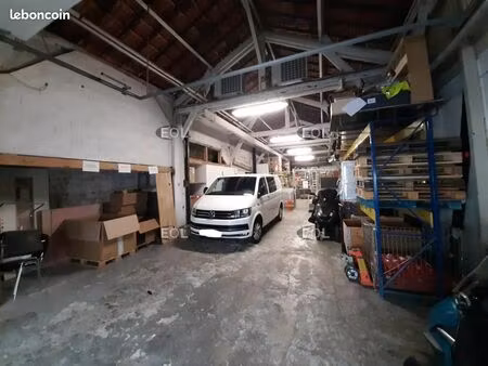 local d'activité 787 m²