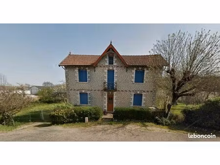 charmante maison sur grand jardin fruitier