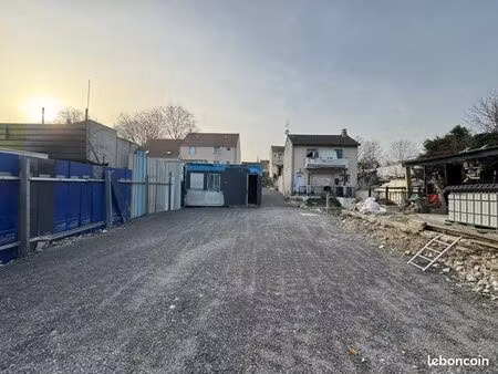 location terrain + bureau – idéal parc auto / activité pro transport location