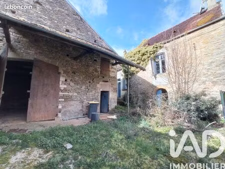 maison de village 3 pièces 64 m²