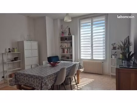 appartement 3 pièces plein centre