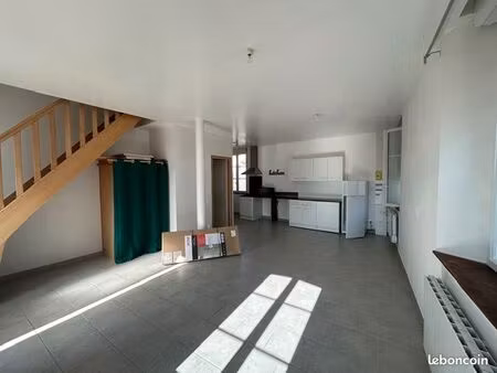 duplex sur champrond en gatine