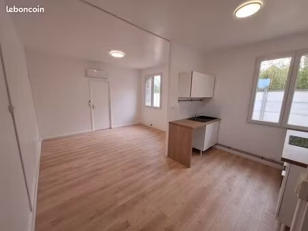 ? t2 au rdc avec jardin privatif