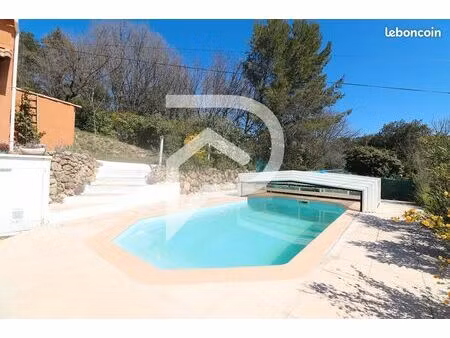 villa 4 pièces 106 m²