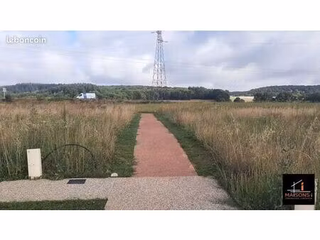 terrain 589 m² pitres