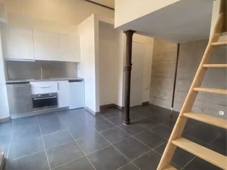 loue exincourt studio meublé terrasse