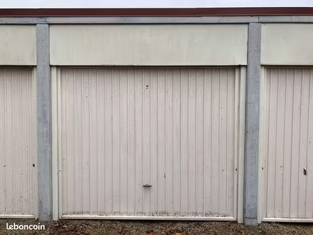 garage a louer a vieux charmont