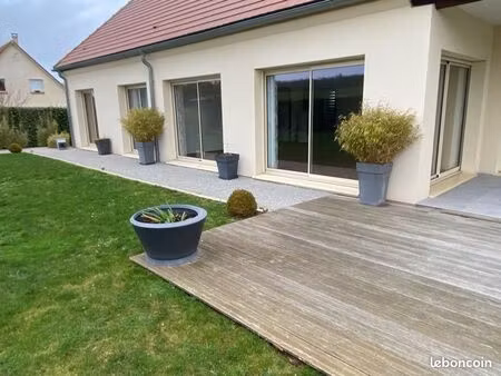 location maison plein pied 140m2