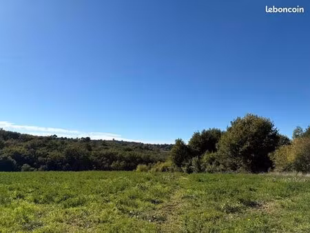 terrain 1 700 m² agonac