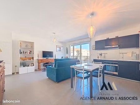 appartement 3 pièces 66 m²