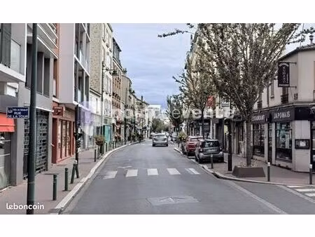 local commercial 25 m²