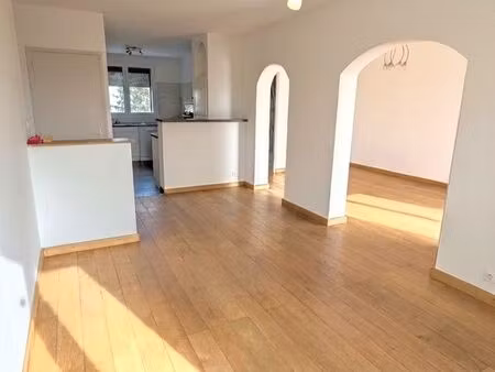 t4 renove de 82m2 vue degagee