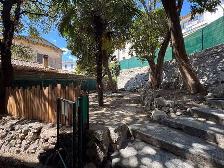 draguignan - centre ville appartement 2 pieces 36 m2 en rdj