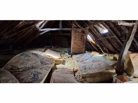 loft 1 pièce 132 m²