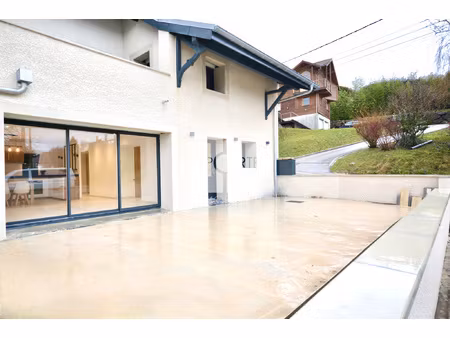 bien d'exception t4 neuf meublé avec terrasse