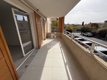 à vendre magnifique t3 avec terrasse exposé ouest à la val