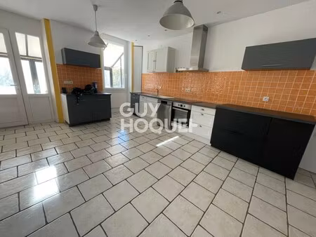 t4 à 650€hc + 150€ de charges - 100.45 m²