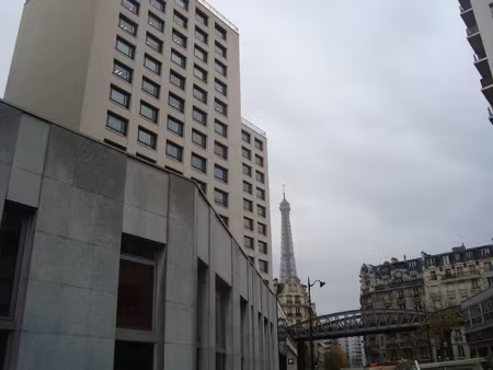 place de parking dans résidence sécurisée