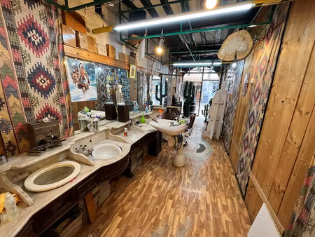 local commercial emplacement n°1 rue bersot à besançon