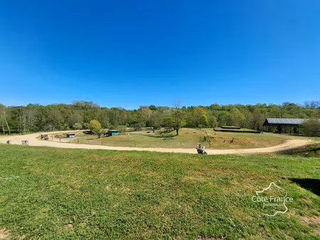 propriété équestre complète au coeur d'un environnement natur