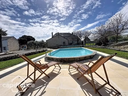 propriété de caractère – élégance  volumes et prestations d’exception