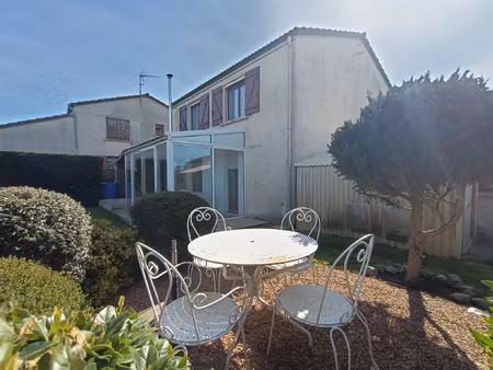 maison au calme avec garage