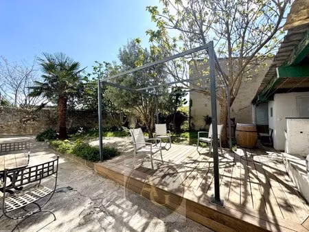 maison de type 5 avec atelier et jardin sans vis à vis