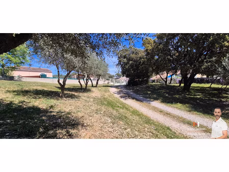 sommieres tres beau terrain a batir de 500m2 hors lotissemen