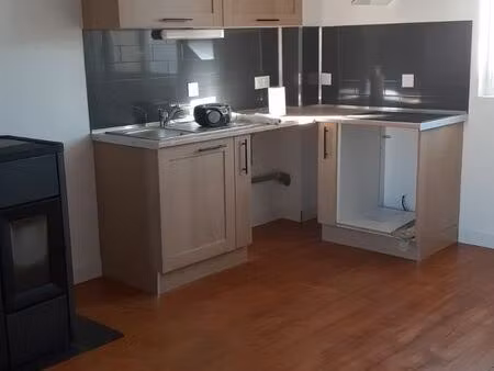 t3 neuf cesny les sources