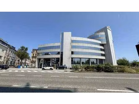 espace polyvalent à louer à antwerp gate i à berchem.