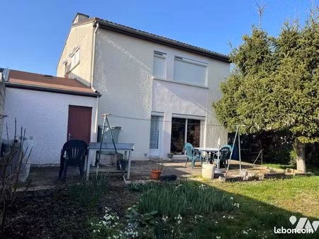 maison 6 pièces 103 m²