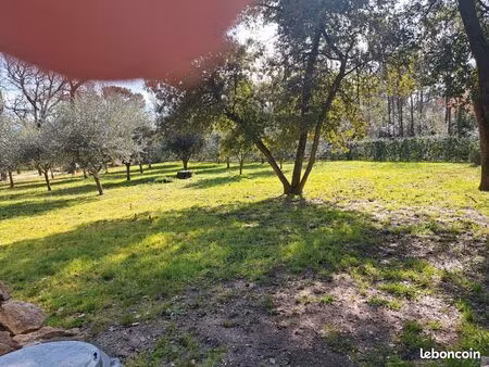 terrain plat constructible 1010 m2