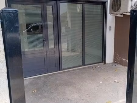 local professionnel 47m2