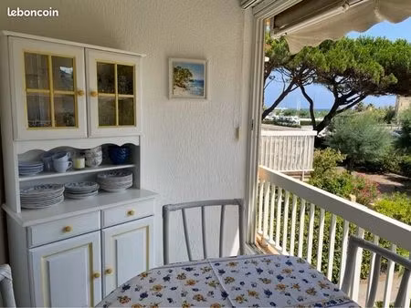 particulier vend appartement à sainte-maxime (var) dans une résidence calme et sécurisée  