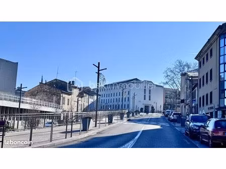 immeuble 6 pièces 132 m²