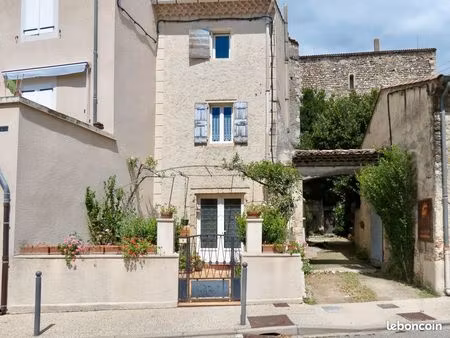 maison de village 500 m2 au sol