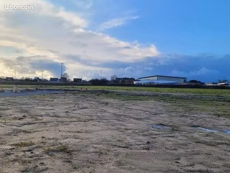 terrain 515 m² landeda