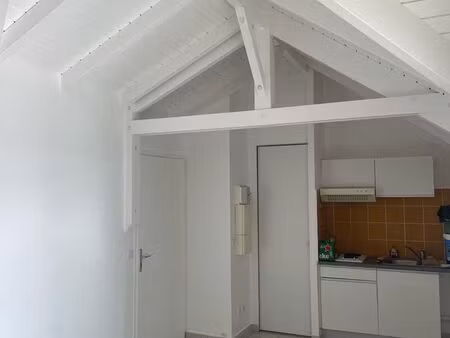 studio 1 pièce 37 m²