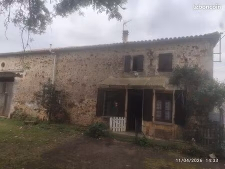 corps de ferme avec dépendances